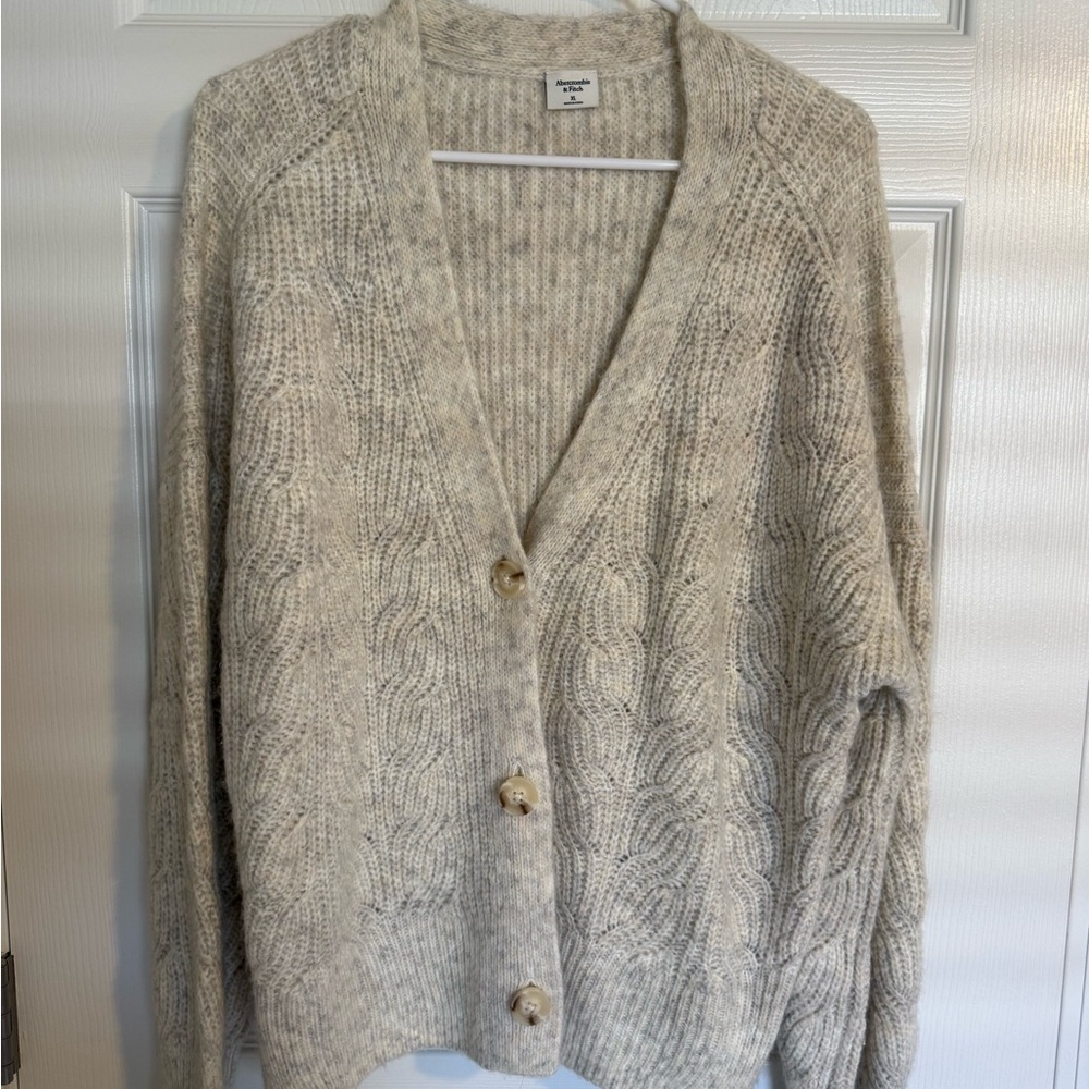 Abercrombie & Fitch Cream Cable Knit Cardigan